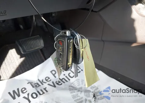 2016 Hyundai Santa Fe Sport 2.4L z USA, uszkodzony, nr VIN 5XYZUDLB0GG377237